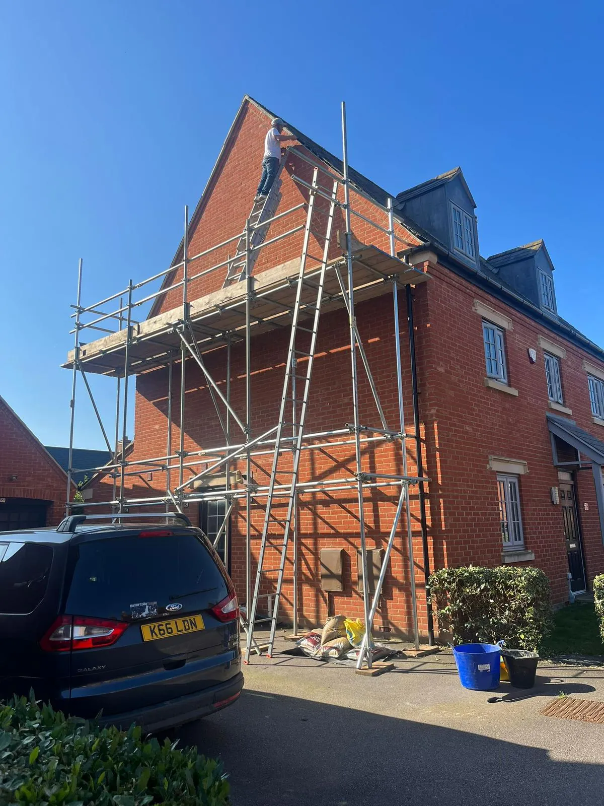 Full re-roof on a brick house in the Chilterns